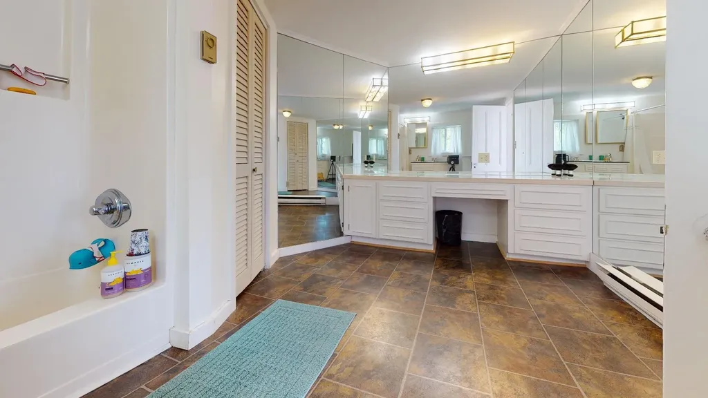 687 River Road Orrington ME 04474