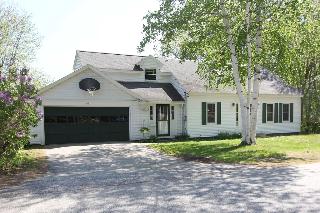 101 Allen Avenue Auburn ME 04210