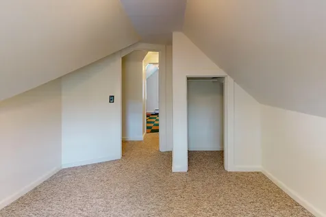32 Mendum Avenue Kittery ME 03904