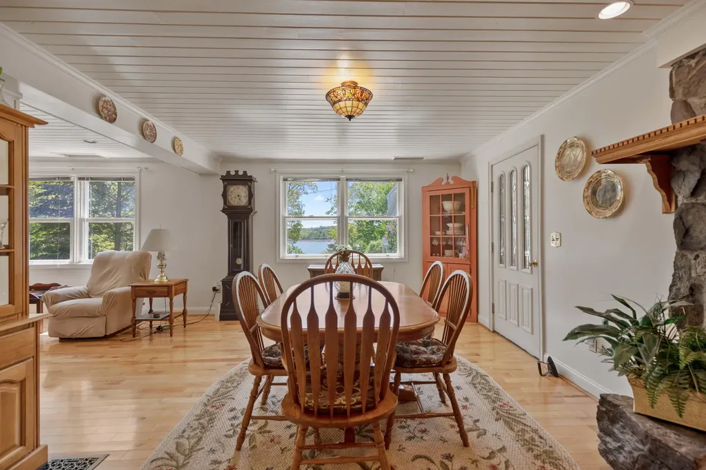 18 Conifer Trail Yarmouth ME 04096