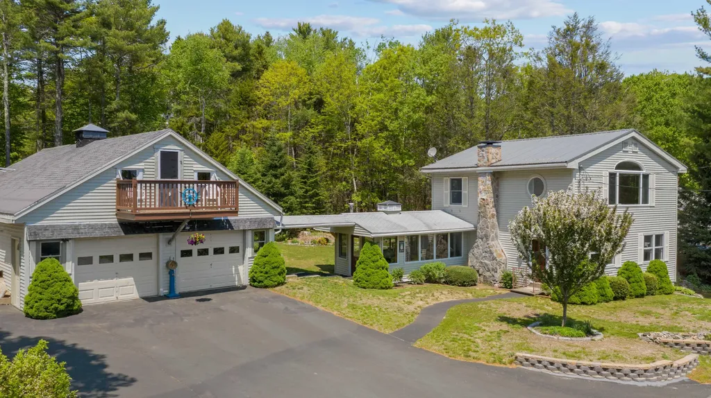 18 Conifer Trail Yarmouth ME 04096