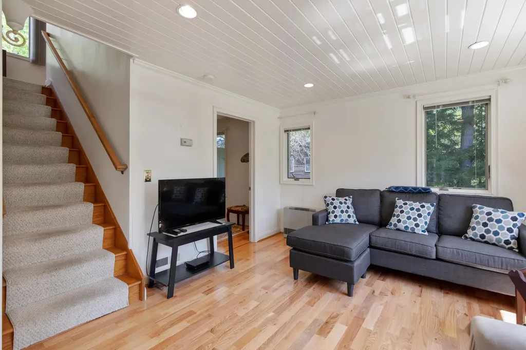18 Conifer Trail Yarmouth ME 04096