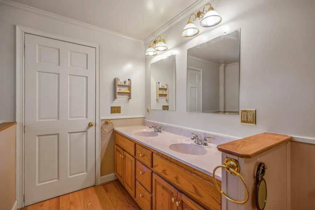 18 Conifer Trail Yarmouth ME 04096