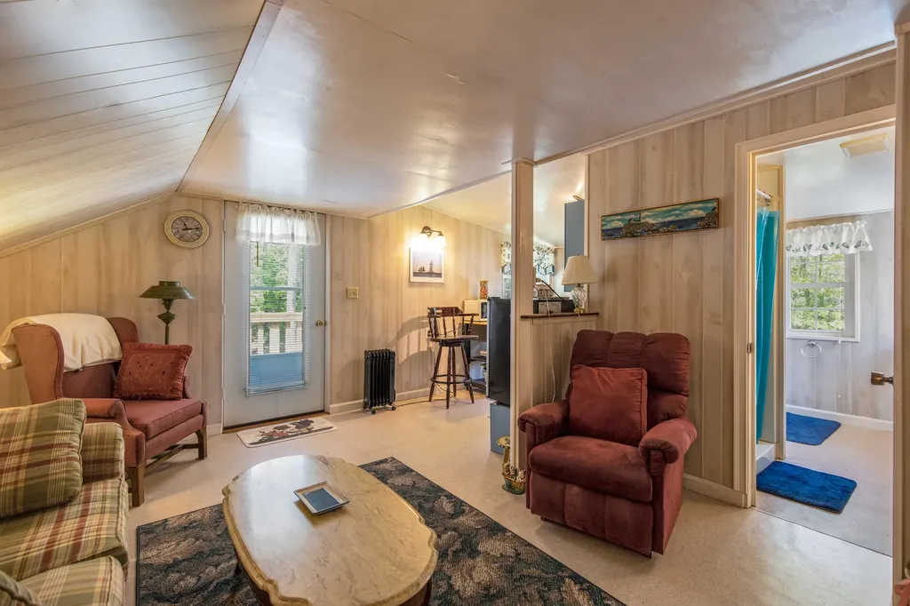 18 Conifer Trail Yarmouth ME 04096