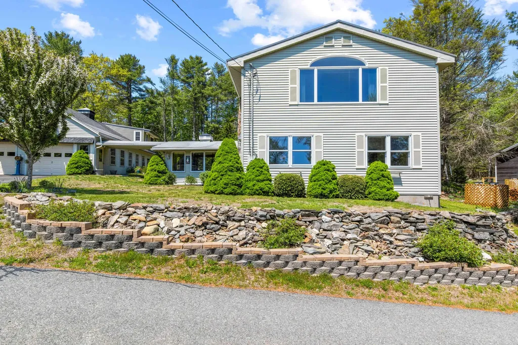 18 Conifer Trail Yarmouth ME 04096