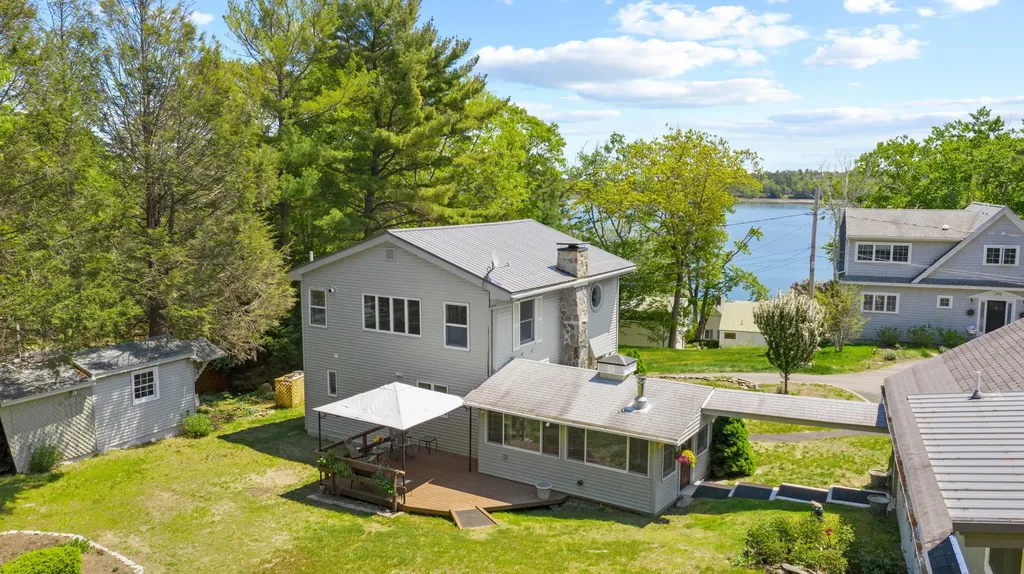 18 Conifer Trail Yarmouth ME 04096