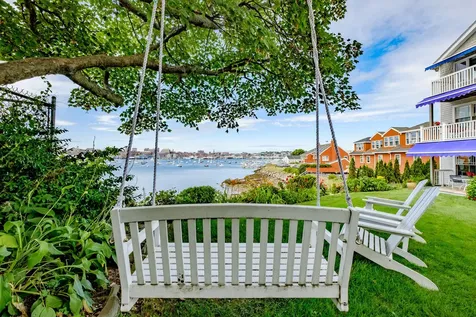 11 Pine Street South Portland ME 04106