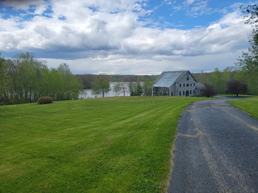 15 34th Fire Road China ME 04358
