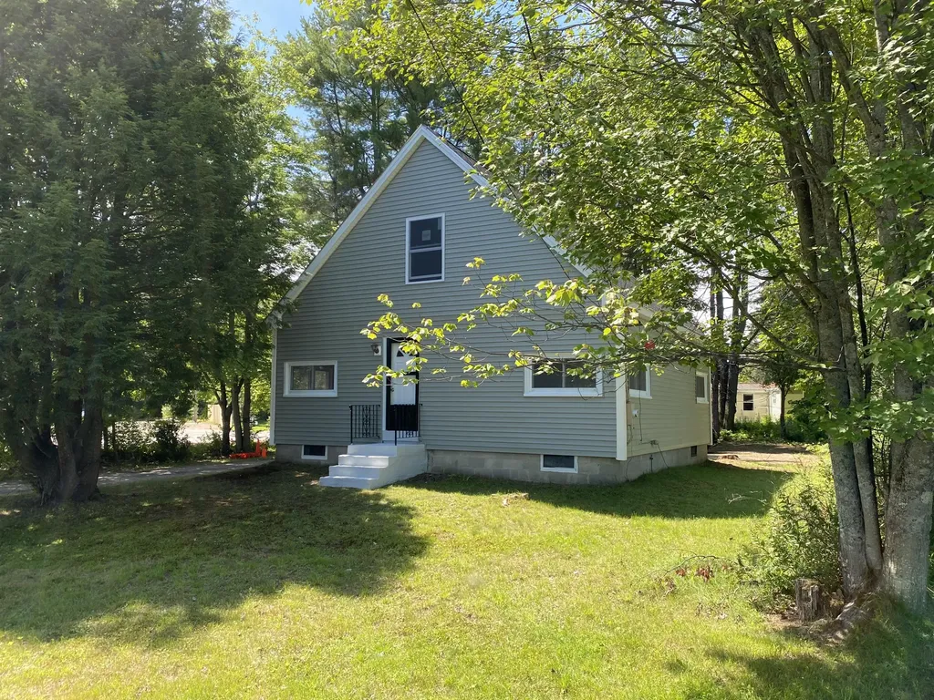 2159 Lisbon Road Lewiston ME 04240
