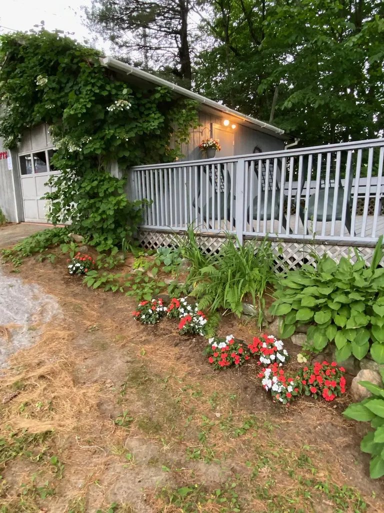 171 Roosevelt Trail Naples ME 04055