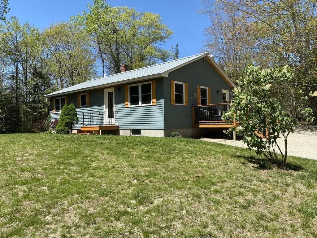 197 Toddy Pond Road Surry ME 04684