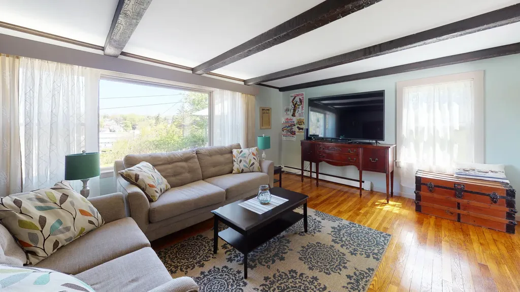11 Sunrise Terrace Thomaston ME 04861