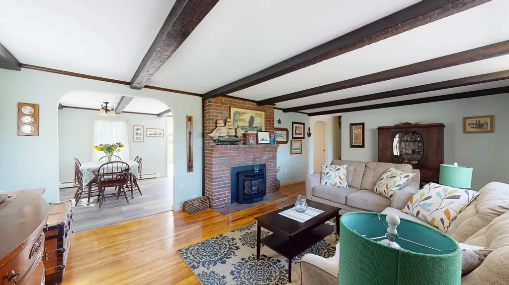 11 Sunrise Terrace Thomaston ME 04861