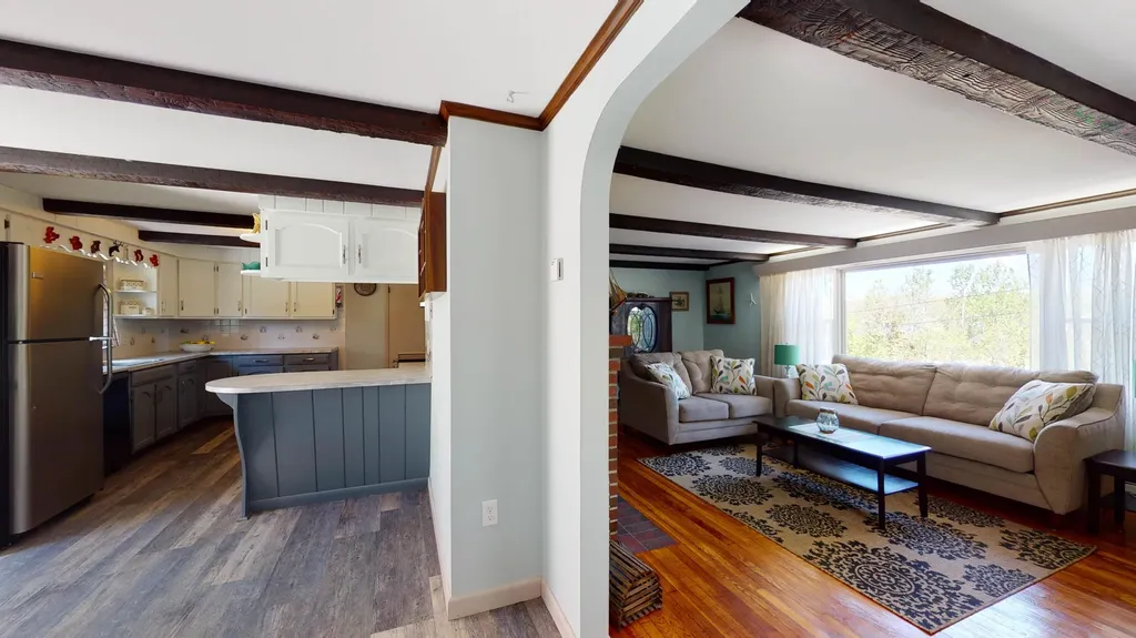 11 Sunrise Terrace Thomaston ME 04861