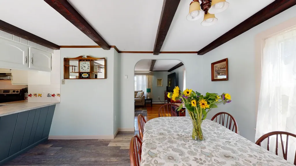 11 Sunrise Terrace Thomaston ME 04861