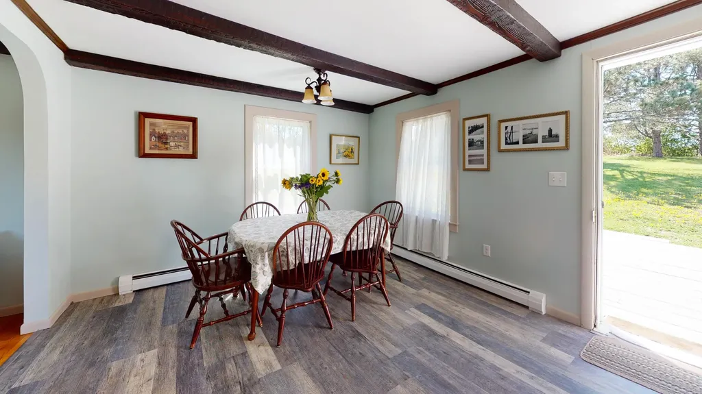 11 Sunrise Terrace Thomaston ME 04861
