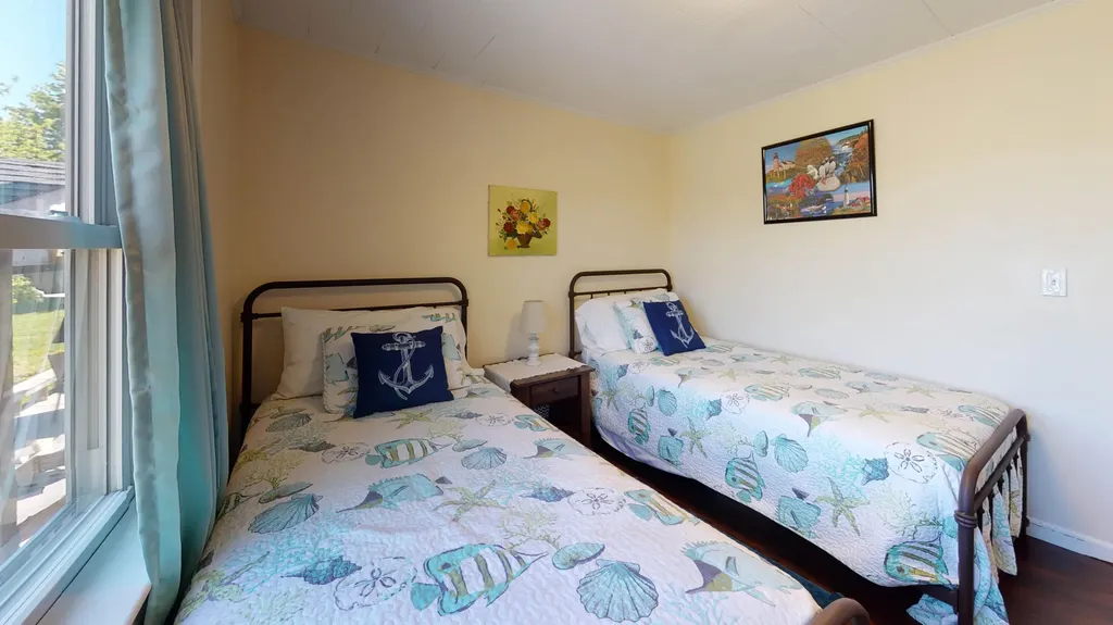 11 Sunrise Terrace Thomaston ME 04861