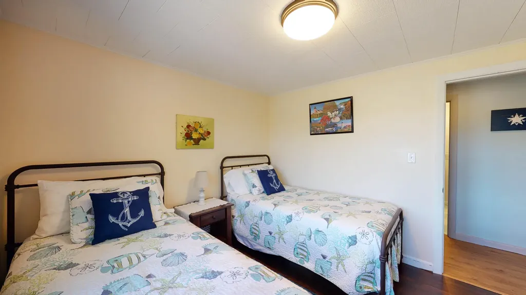 11 Sunrise Terrace Thomaston ME 04861