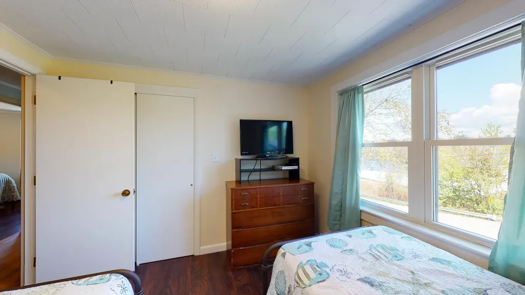11 Sunrise Terrace Thomaston ME 04861
