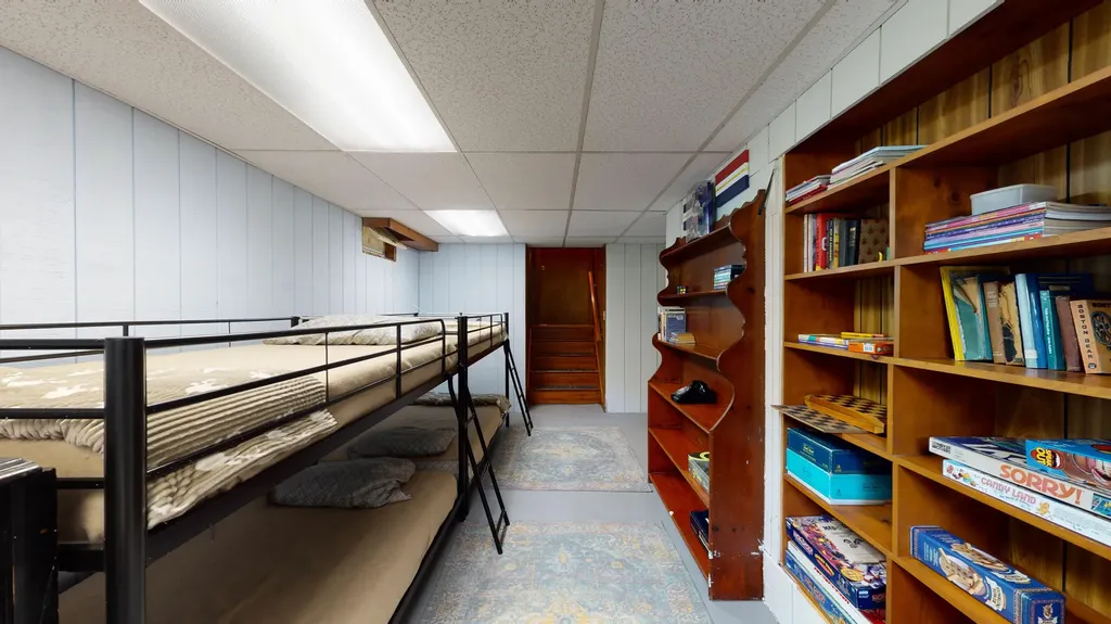 11 Sunrise Terrace Thomaston ME 04861