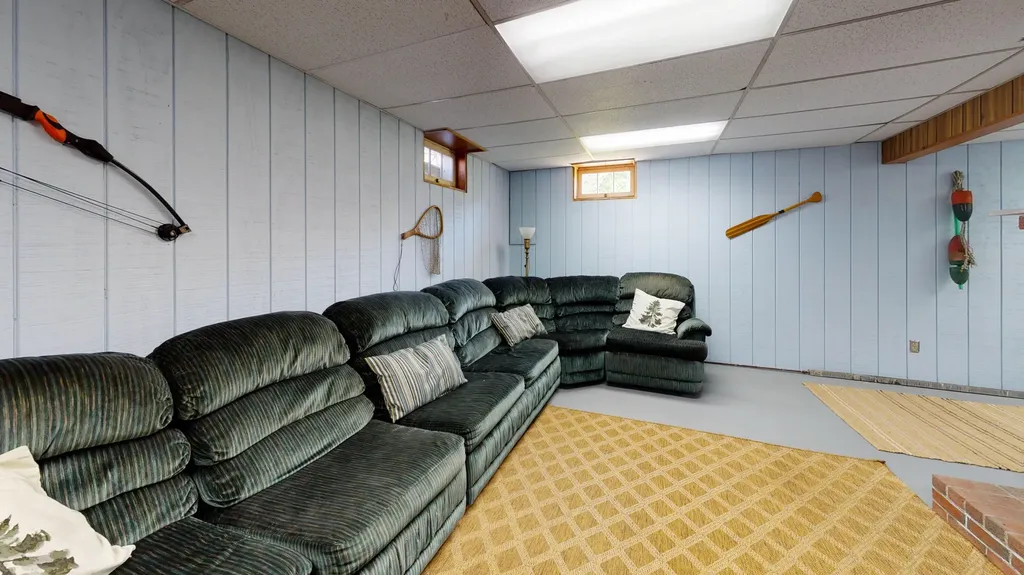 11 Sunrise Terrace Thomaston ME 04861