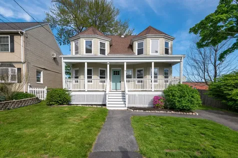 76 Powsland Street Portland ME 04102