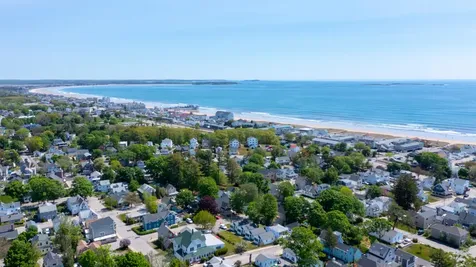 31 W Old Orchard Avenue Old Orchard Beach ME 04064