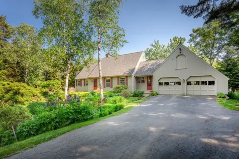 35 Pumpkin Cove Road Bristol ME 04554