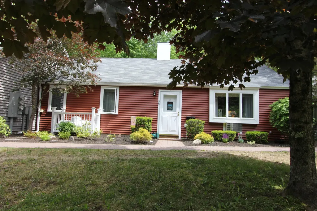 50 Colonial Way Auburn ME 04210
