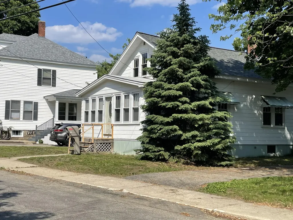 28 Twombley Road Sanford ME 04073