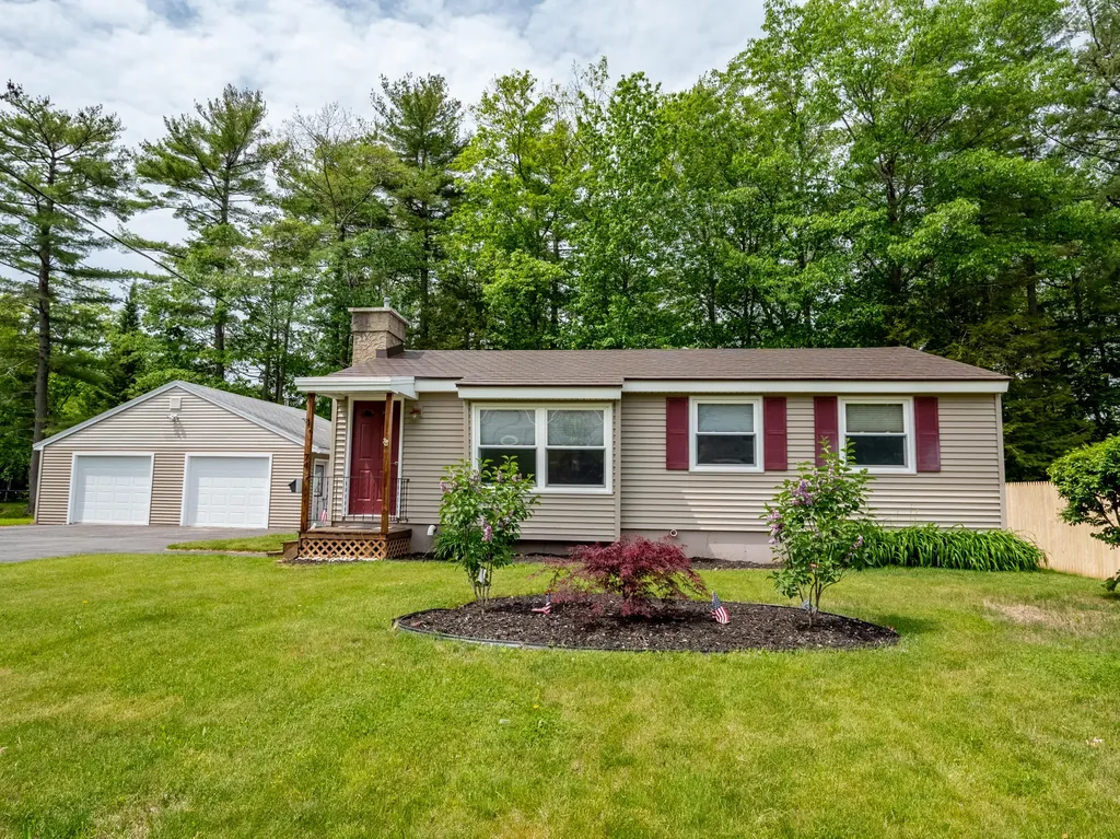 74 Hicks Road Augusta ME 04330