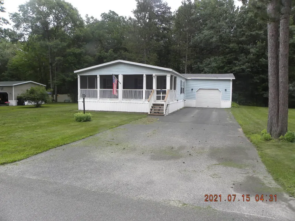 26 Chickadee Drive Alfred ME 04002