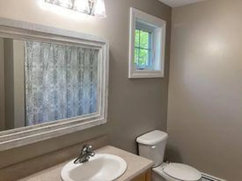 24 Hart Road Warren ME 04864
