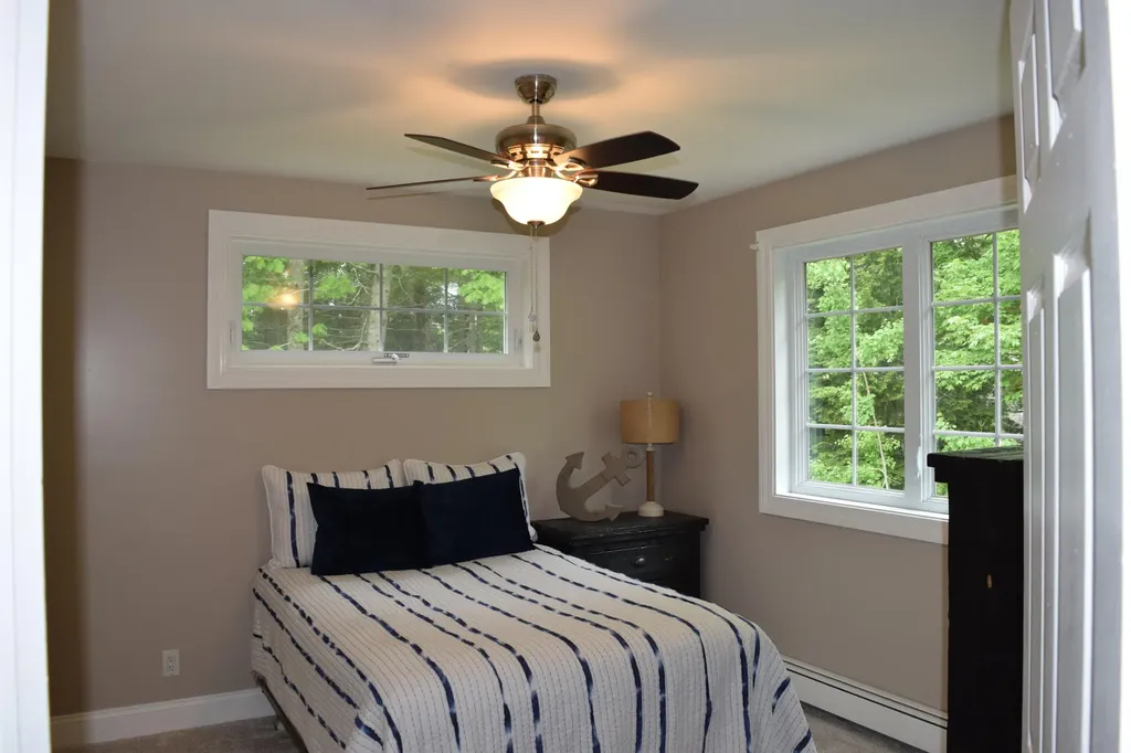24 Hart Road Warren ME 04864