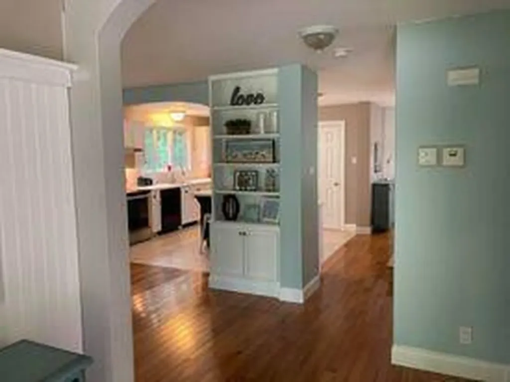24 Hart Road Warren ME 04864