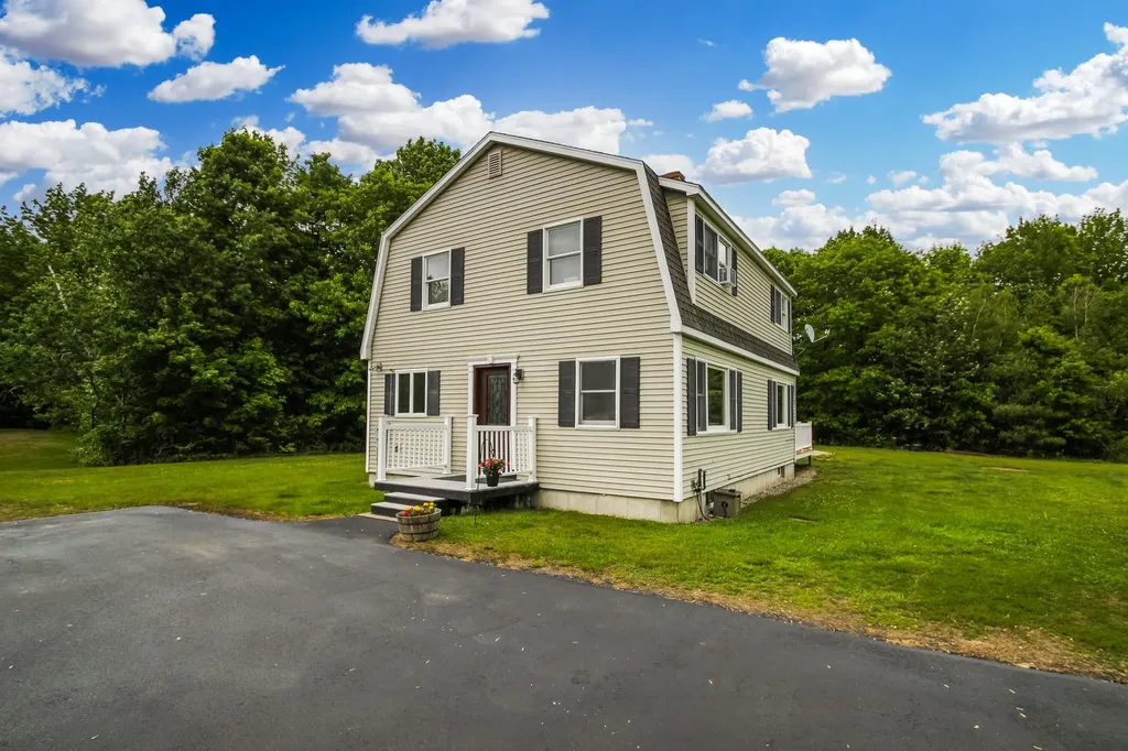 151 Middle Road Augusta ME 04330