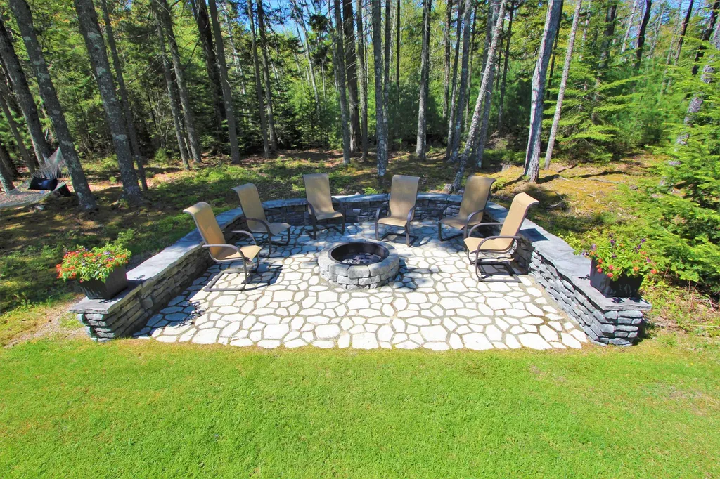 199 Walker Road Lamoine ME 04605