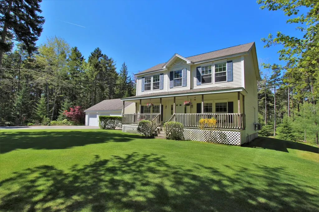 199 Walker Road Lamoine ME 04605