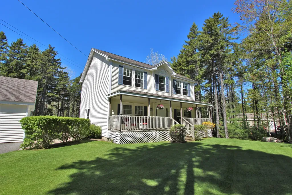 199 Walker Road Lamoine ME 04605