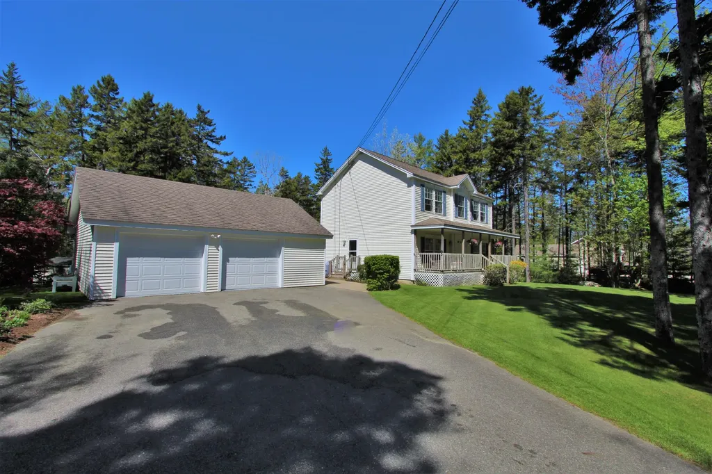 199 Walker Road Lamoine ME 04605