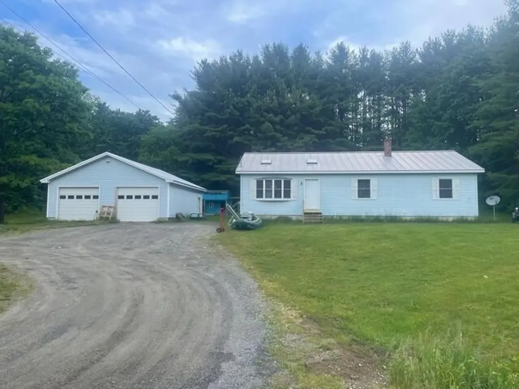 30 Jones Street Madison ME 04950