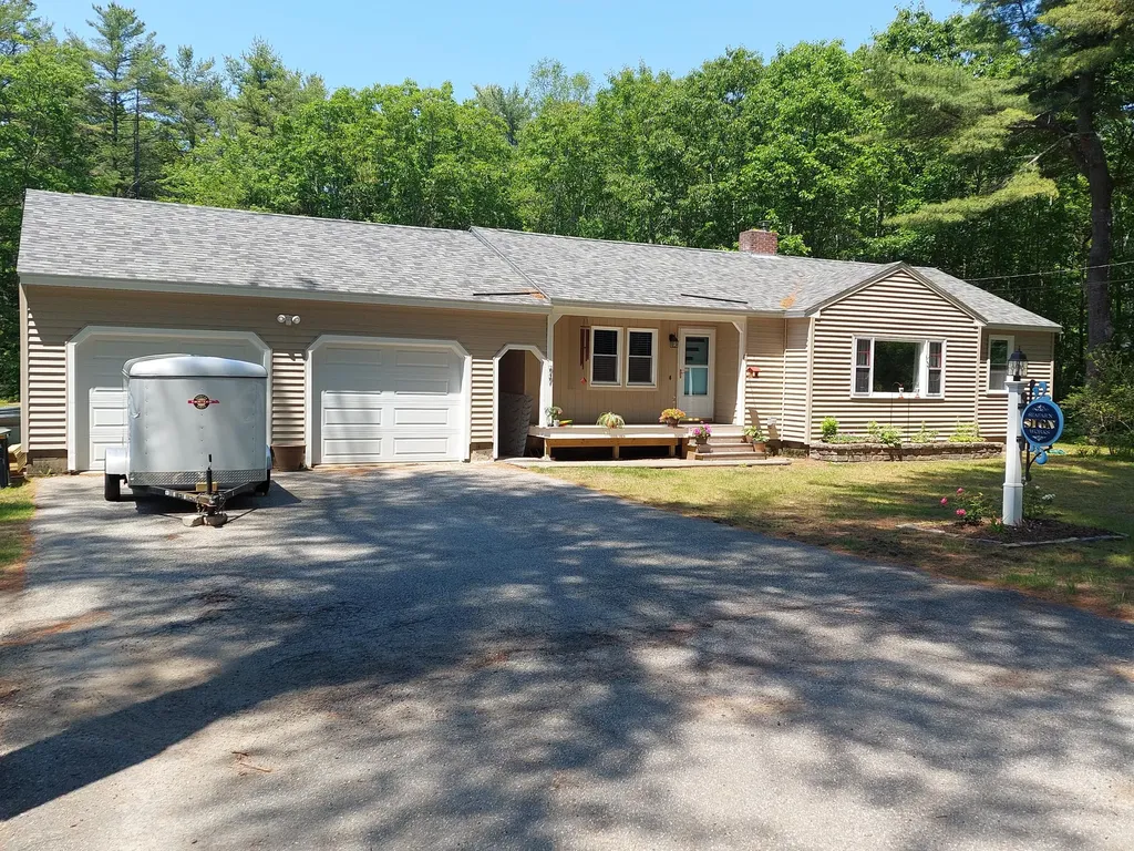 77 Adams Road Brunswick ME 04011