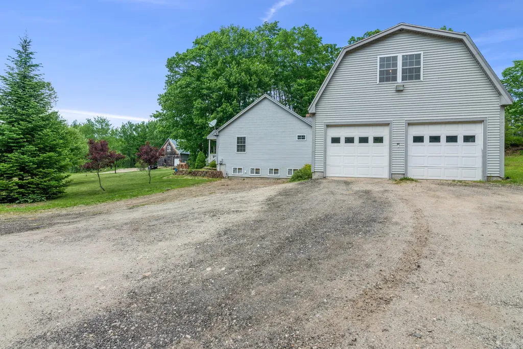 23 Vallee Lane Arundel ME 04046