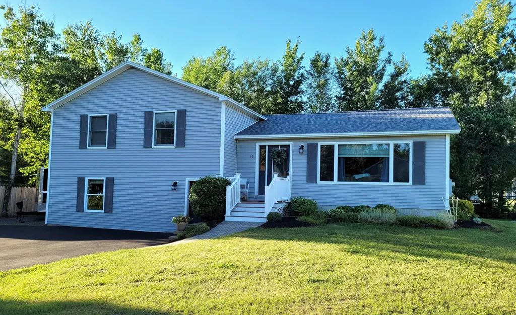 10 Valley Farms Road Fairfield ME 04937