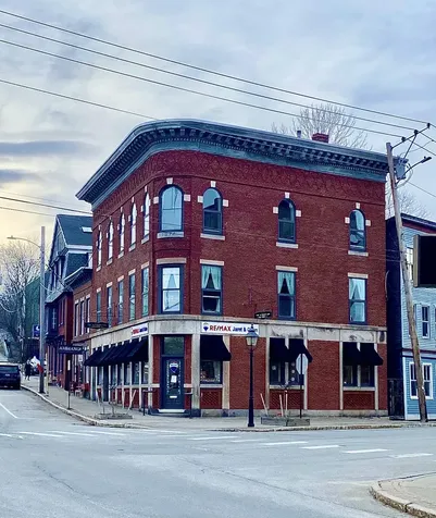 121 Main Street Belfast ME 04915