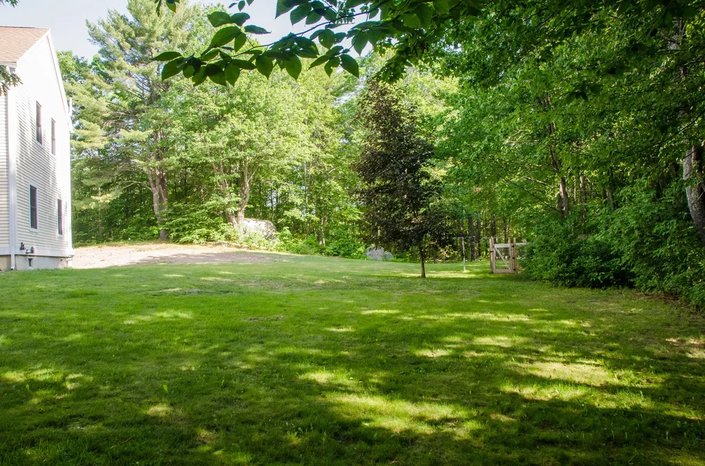 9 Booker Road Belgrade ME 04917