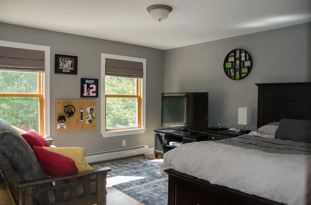 9 Booker Road Belgrade ME 04917