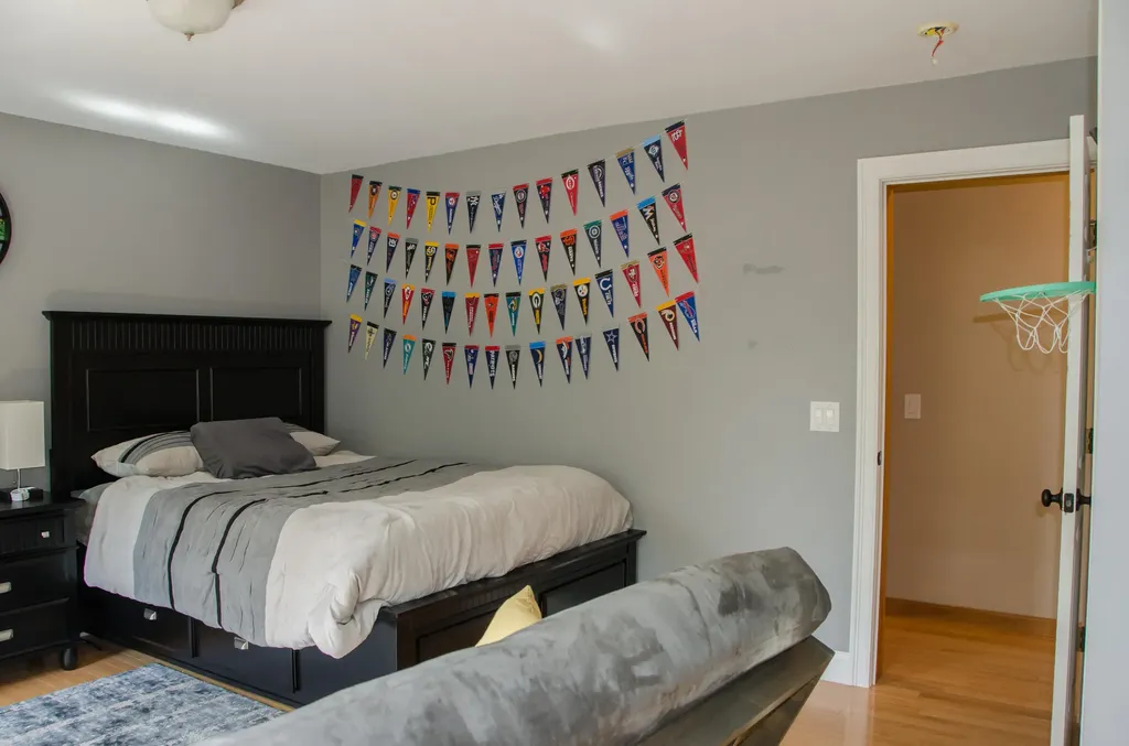 9 Booker Road Belgrade ME 04917