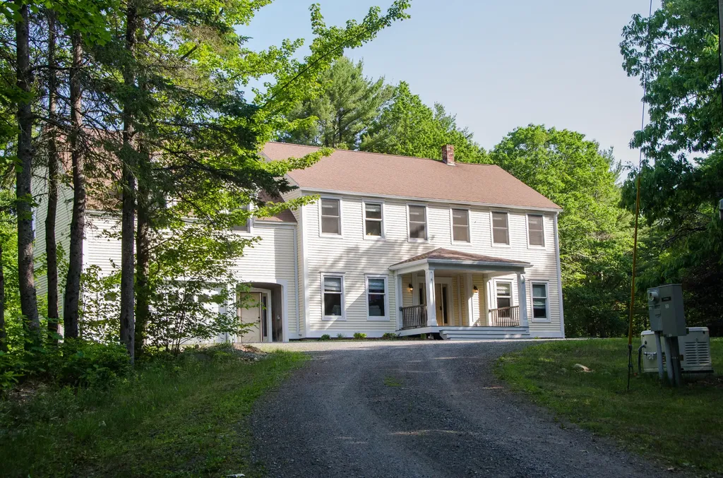 9 Booker Road Belgrade ME 04917