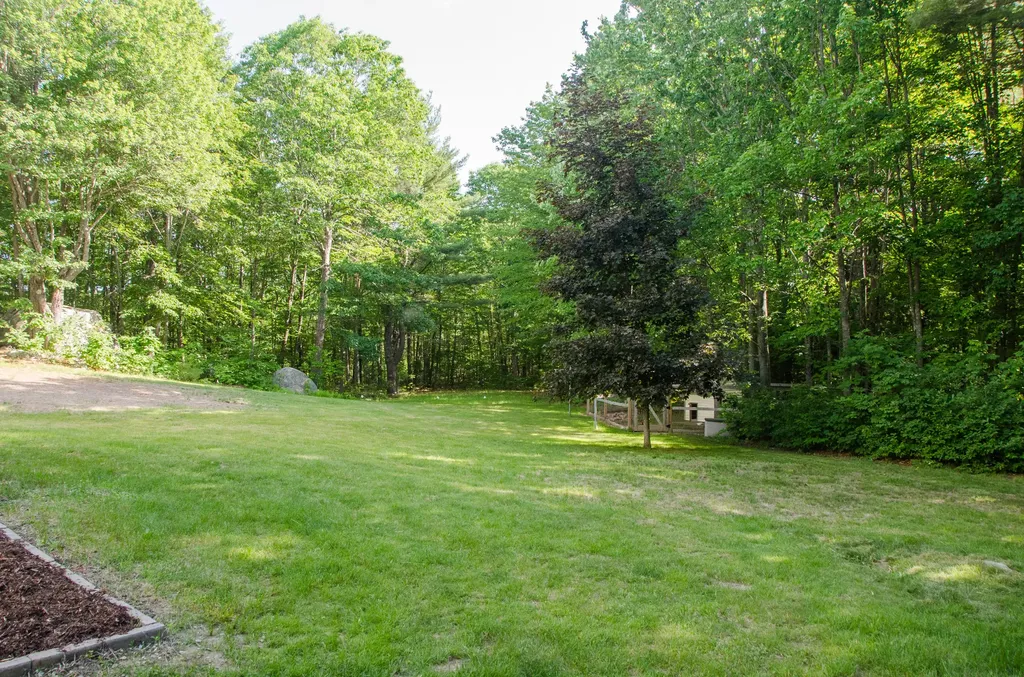 9 Booker Road Belgrade ME 04917